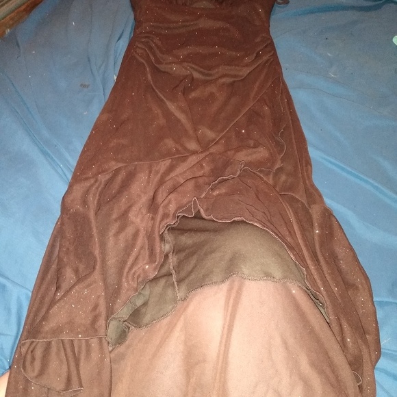 Dresses - Picture 5 of 5